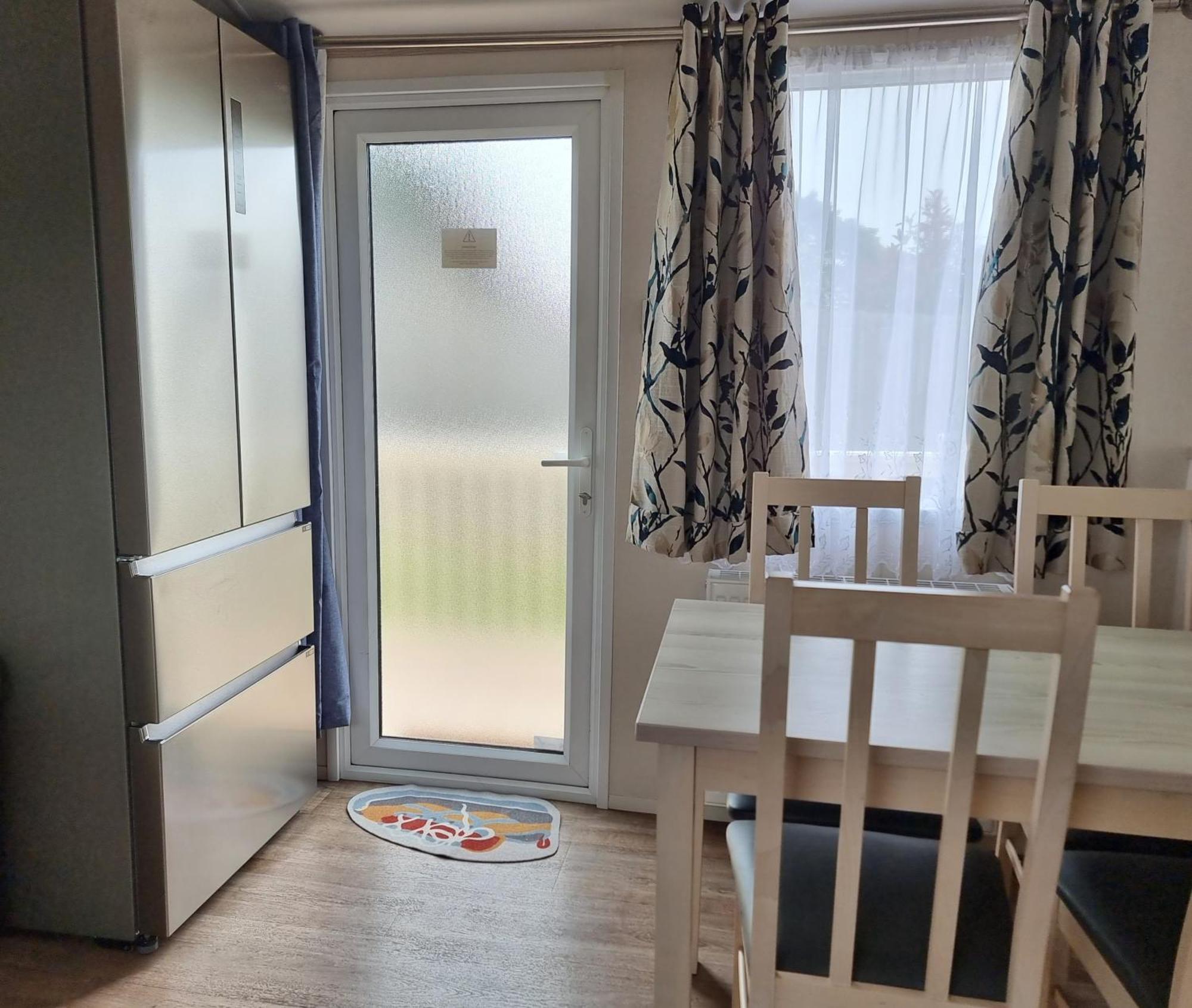 Hotel Static Caravan To Hire , Hoburne Devon Bay Goodrington Exterior foto